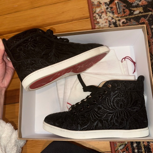 Louboutin sneakers - Picture 3 of 3